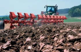 Полунавесные плуги KUHN CHALLENGER