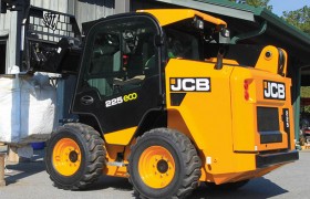 Мини-погрузчик JCB 225