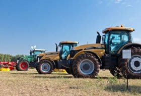 Фоторепортажи » День поля AGCO, 15-19 августа 2011