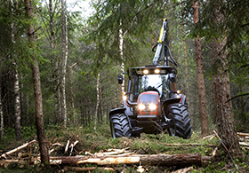 Тракторы Valtra и Massey Ferguson