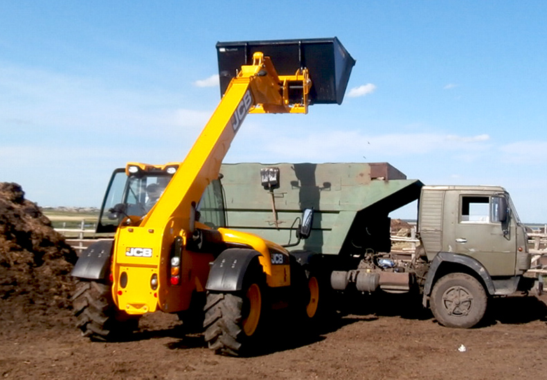 Погрузчик JCB