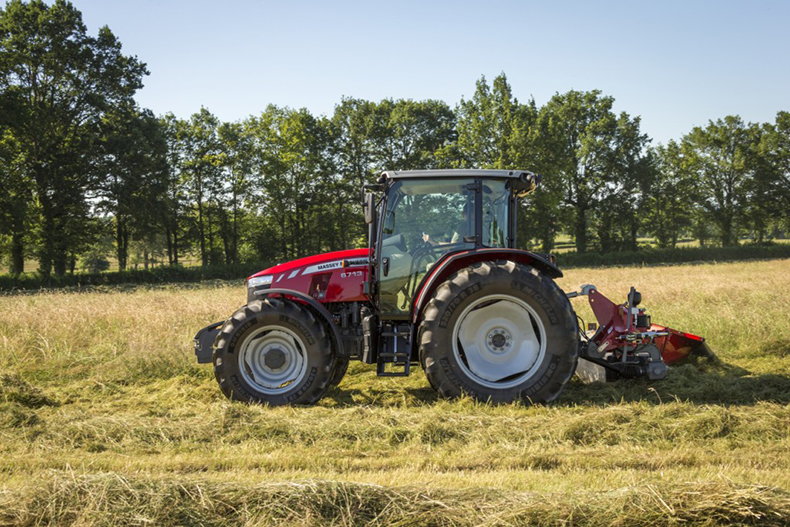 Massey Ferguson 6713