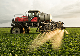 Опрыскиватель Massey Ferguson 9335