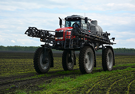 Опрыскиватель Massey Ferguson 9335