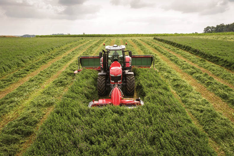 Новое оборудование Massey Ferguson для кормозаготовки выходит на российский рынок