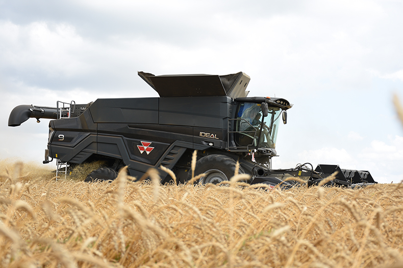 Massey Ferguson IDEAL