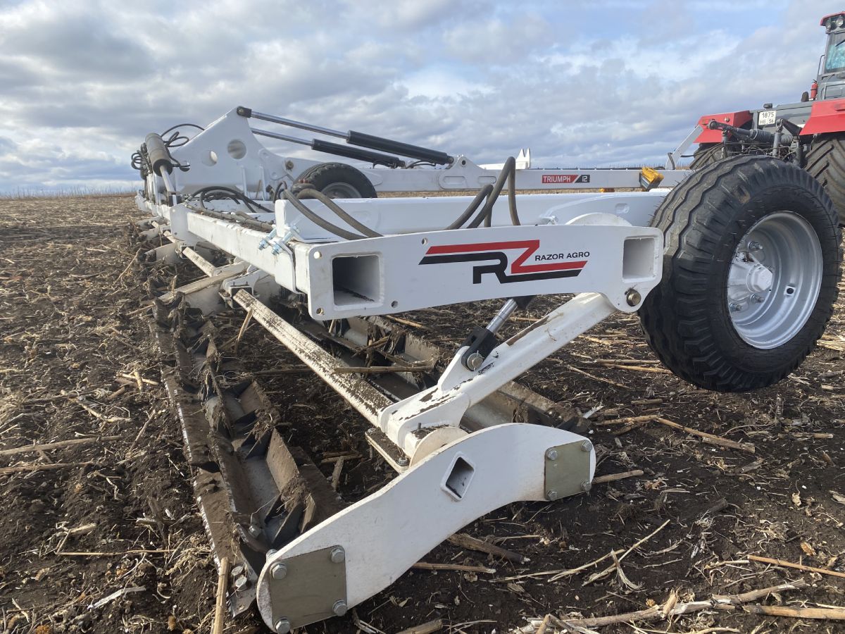 RAZOR AGRO