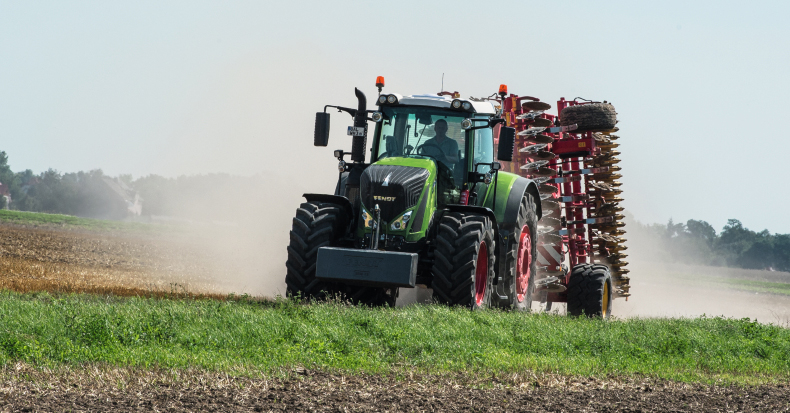 Fendt 900 VARIO S4